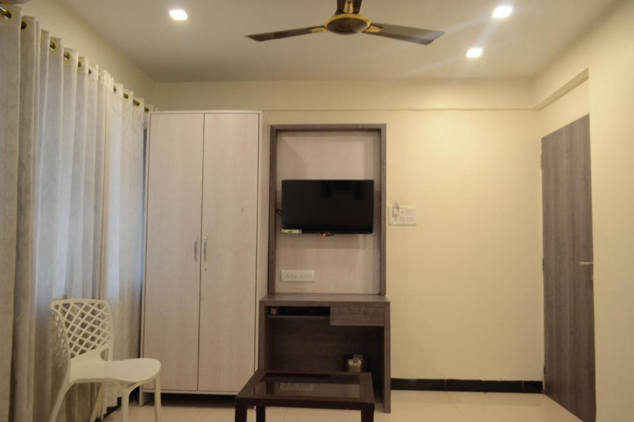 Baramati Stays Navi Mumbai Exteriör bild